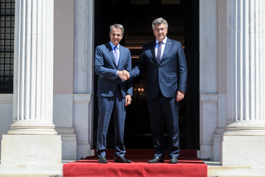 Το απόγευμα στην Αθήνα ο Ζελένσκι για το δείπνο Μητσοτάκη στους ηγέτες των Βαλκανικών χωρών 