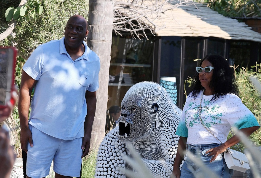 Μάτζικ Τζόνσον: Νέες φωτογραφίες του θρύλου του NBA από τη Μύκονο