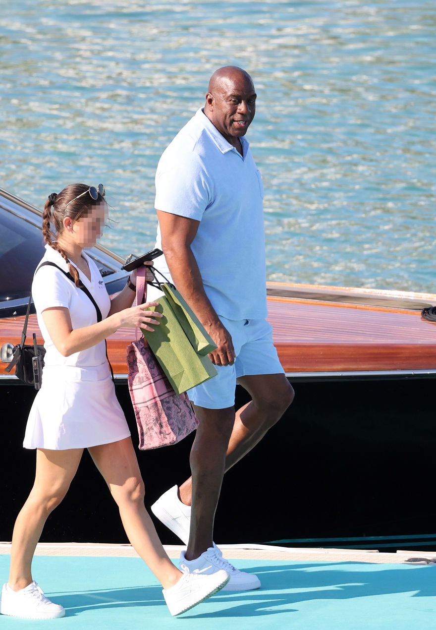 Μάτζικ Τζόνσον: Νέες φωτογραφίες του θρύλου του NBA από τη Μύκονο