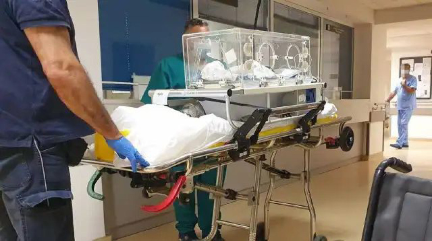 Αλεξανδρούπολη: Η δύσκολη επιχείρηση εκκένωσης του νοσοκομείου -  Έγκυος γέννησε καθοδόν σε ασθενοφόρο