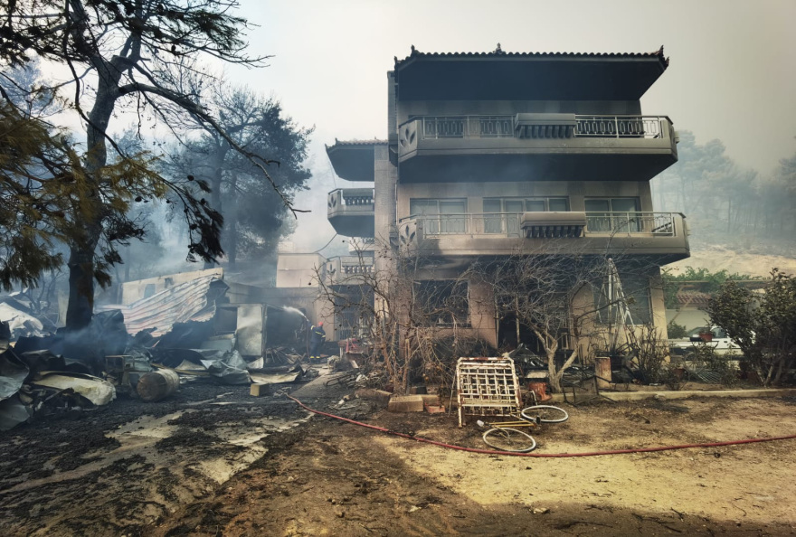 Φωτιά στη Φυλή: Στάχτη το δάσος - Δείτε το αποκαρδιωτικό βίντεο