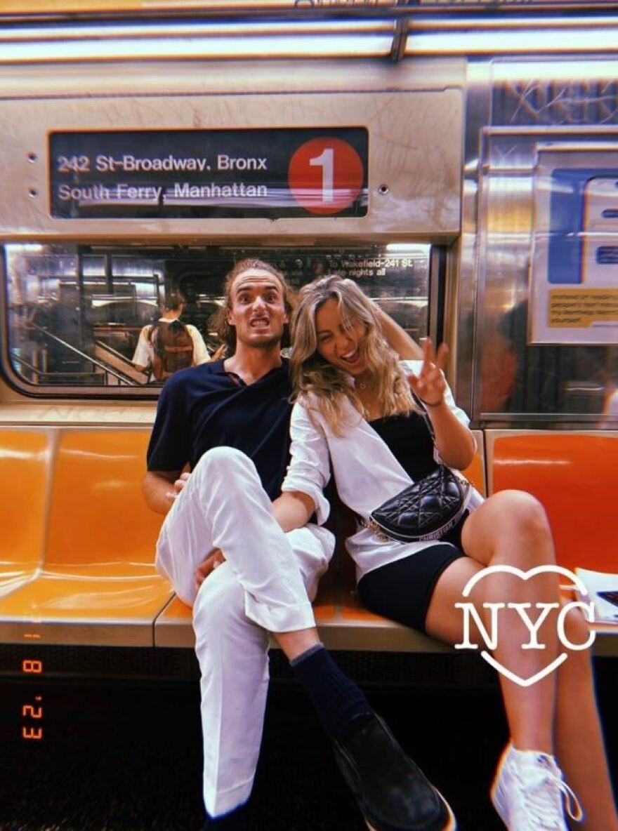 Τσιτσιπάς - Μπαντόσα: Βόλτες με το μετρό στη Νέα Υόρκη - Φωτογραφίες 