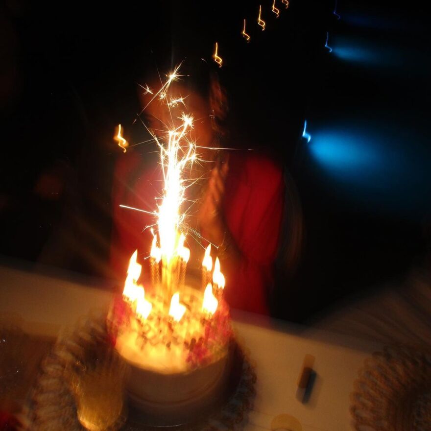 Φωτογραφίες: Η Ντούα Λίπα γιόρτασε τα γενέθλιά της με τον Ρομέν Γαβράς 