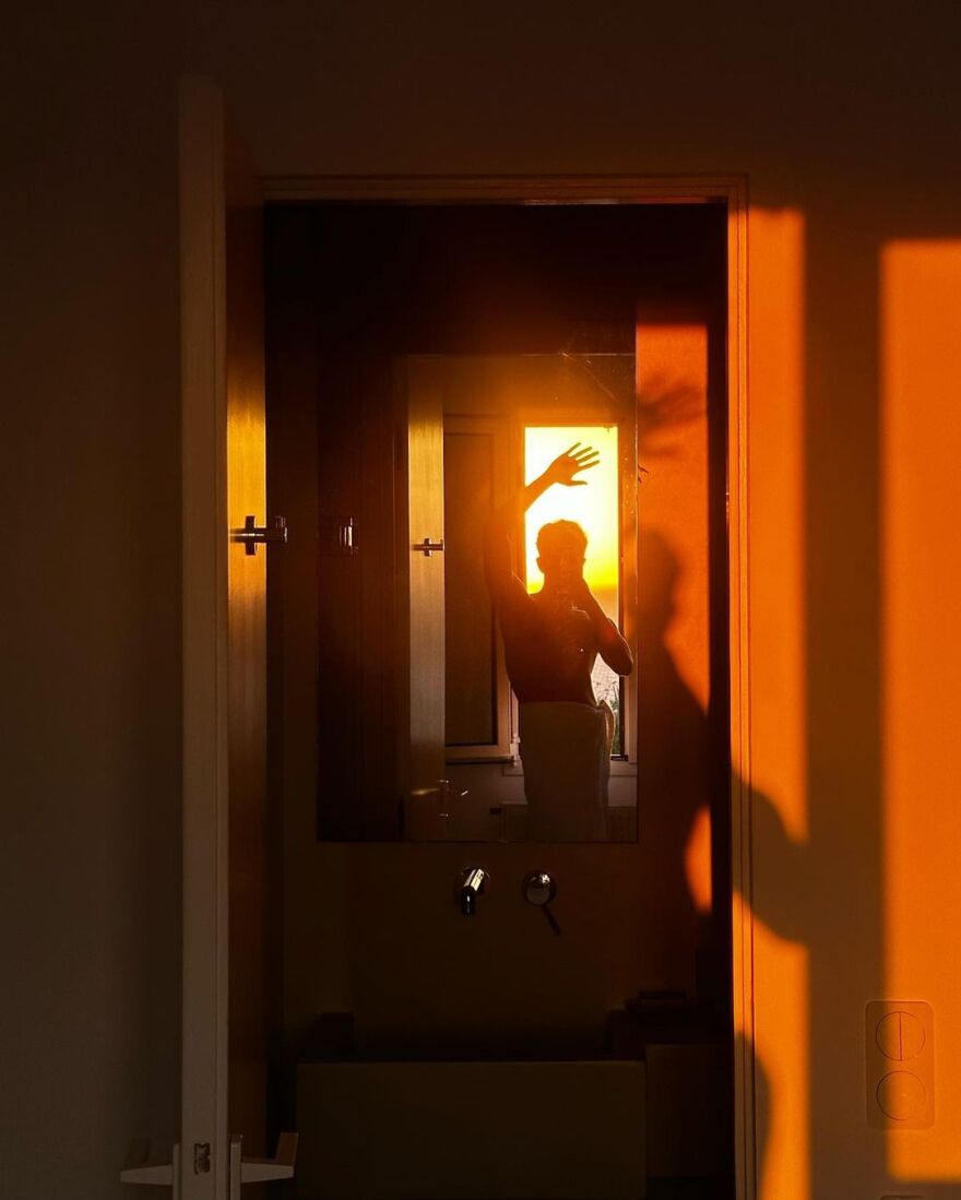 Μιχαήλ Ταμπακάκης - Σάντυ Χατζηιωάννου: Για διακοπές στην Τήνο το ζευγάρι 