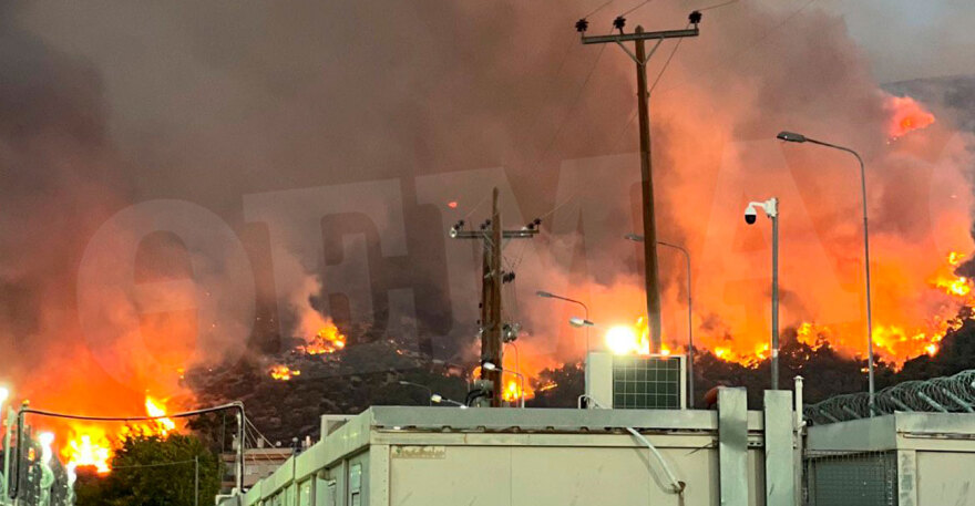 Φωτιά στην Πάρνηθα: Εκκενώνεται η Αμυγδαλέζα, περίπου 700 μετανάστες μεταφέρονται σε άλλες δομές - Δείτε φωτογραφίες