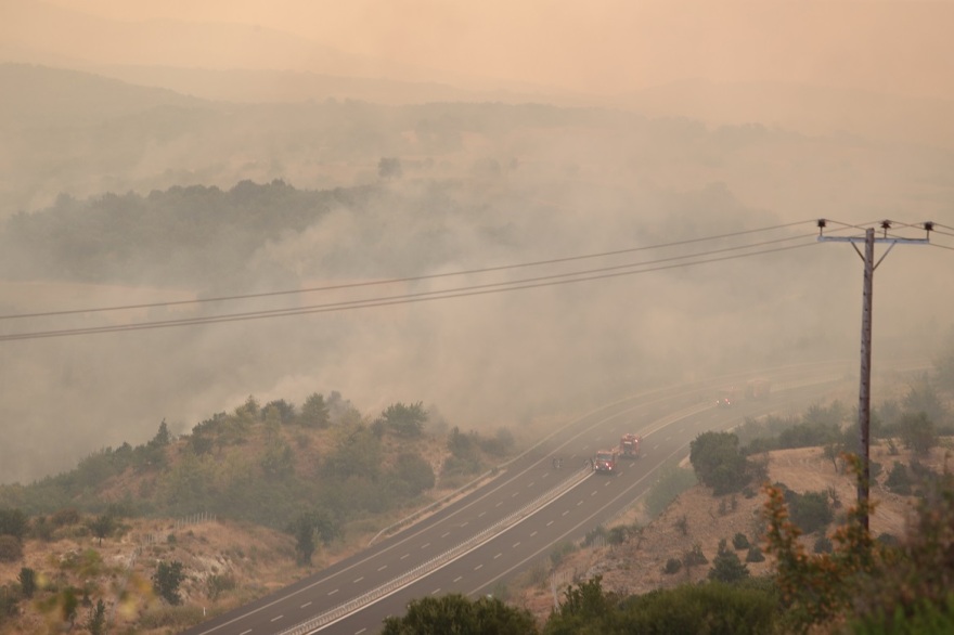 Φωτιές: Τρία τα ενεργά μέτωπα στον Έβρο - Εκκενώσεις οικισμών στη Ροδόπη