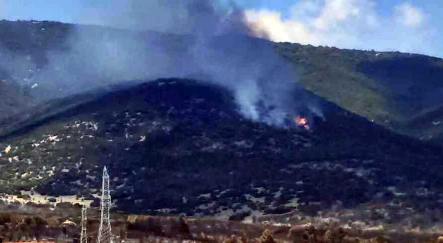 Φωτιά στην Καβάλα: Καλύτερη η εικόνα - Στα χωριά Αβραμυλιά και Διαλεκτό τα κύρια μέτωπα