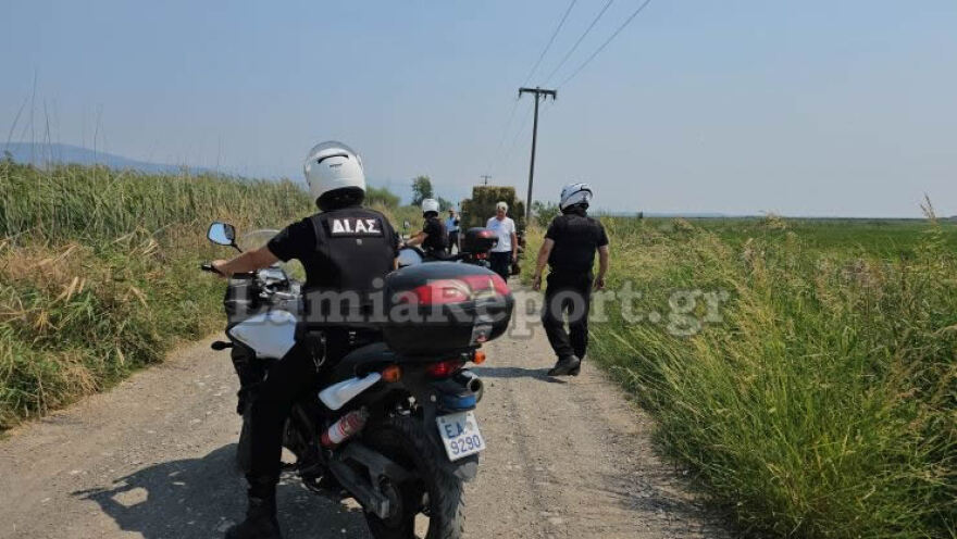 Λαμία: Νεκρά δύο ξαδέρφια 18 και 19 ετών μετά από εκτροπή αγροτικού σε αρδευτικό κανάλι