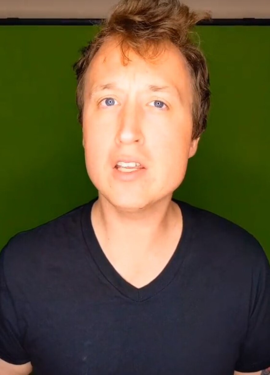 Aυτοκτόνησε γνωστός TikToker στα 32 του χρόνια - Το βίντεο που ανέβασε πριν τον θάνατό του