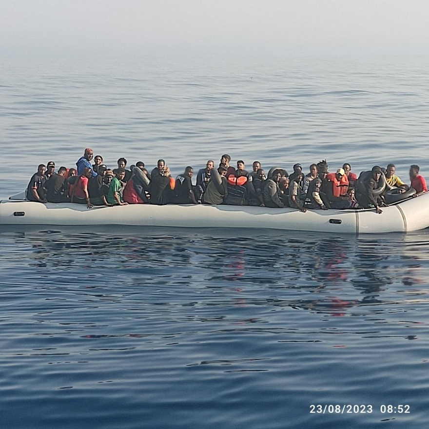 Σάμος: Διάσωση 50 μεταναστών από το Λιμενικό – Δείτε βίντεο