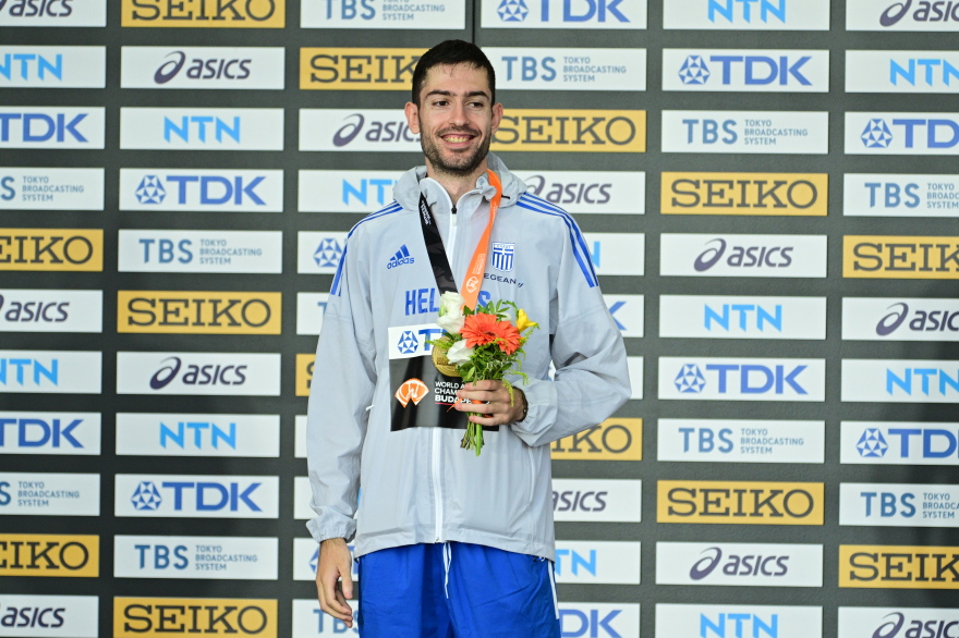 Παγκόσμιο πρωτάθλημα στίβου: Ο Μίλτος Τεντόγλου με το χρυσό μετάλλιο στο στήθος! - Δείτε βίντεο 