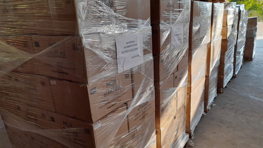 Η «Αποστολή» στα μέτωπα της φωτιάς στην Πάρνηθα και στην Θράκη