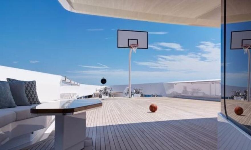 Μάικλ Τζόρνταν: «Οργώνει» τη Μεσόγειο με γιοτ 80 εκατ. δολαρίων που έχει και γήπεδο μπάσκετ! - Δείτε βίντεο και φωτογραφίες 