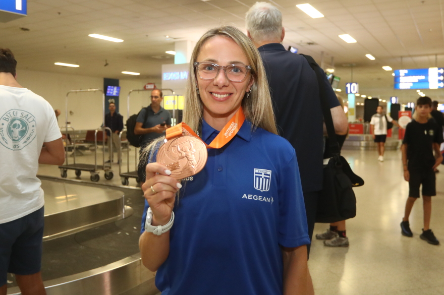 Στίβος: Τεντόγλου και Ντρισμπιώτη επέστρεψαν με τα μετάλλια τους από τη Βουδαπέστη