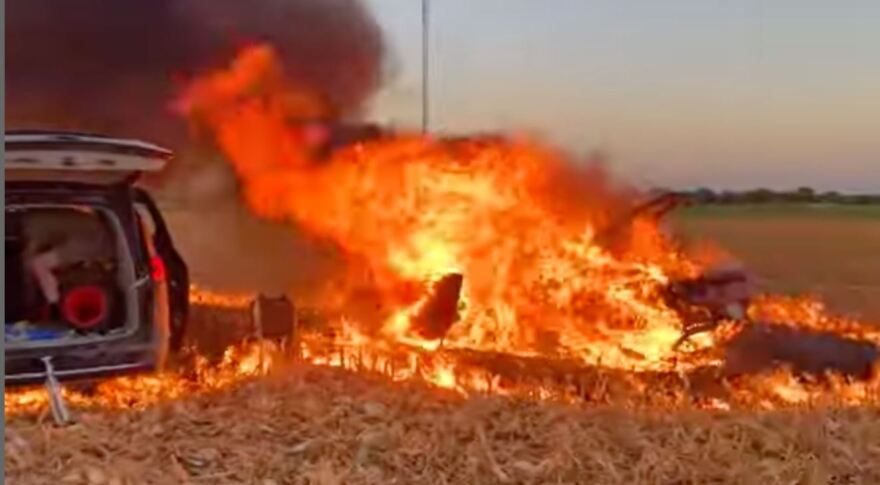 Youtuber: Έκαψε κατά λάθος τη Ferrari του στην προσπάθειά του να αυξήσει τα views - Βίντεο