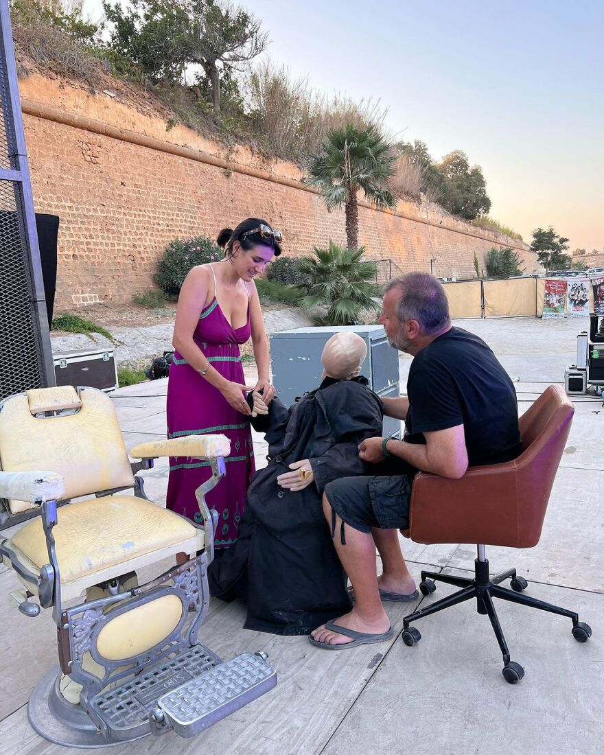 Πάνος Βλάχος: Δείχνει στο κοινό του τα... οφέλη της κρυοθεραπείας