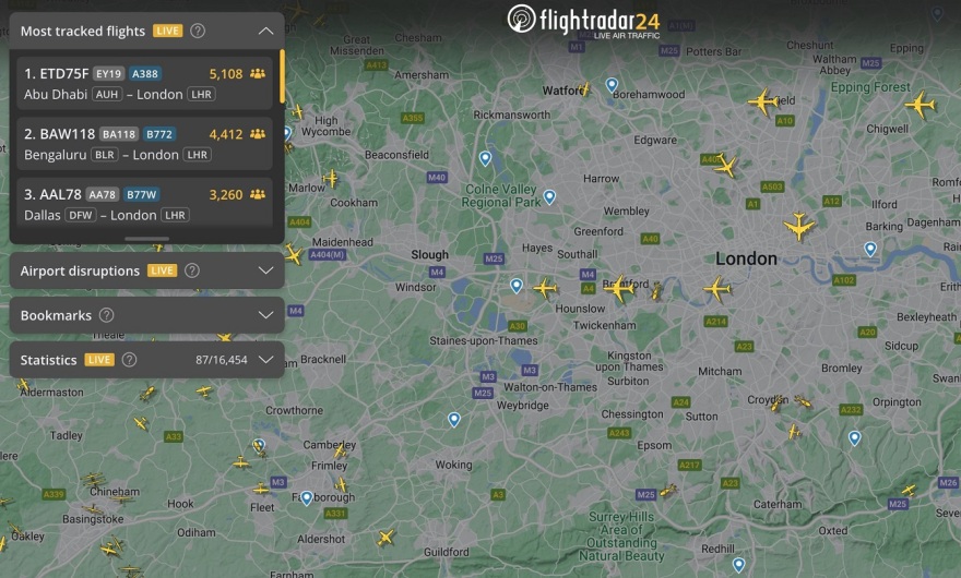 Χάος στην Ευρώπη με πτήσεις από και προς τη Βρετανία - «Έπεσε» το σύστημα ελέγχου εναέριας κυκλοφορίας 