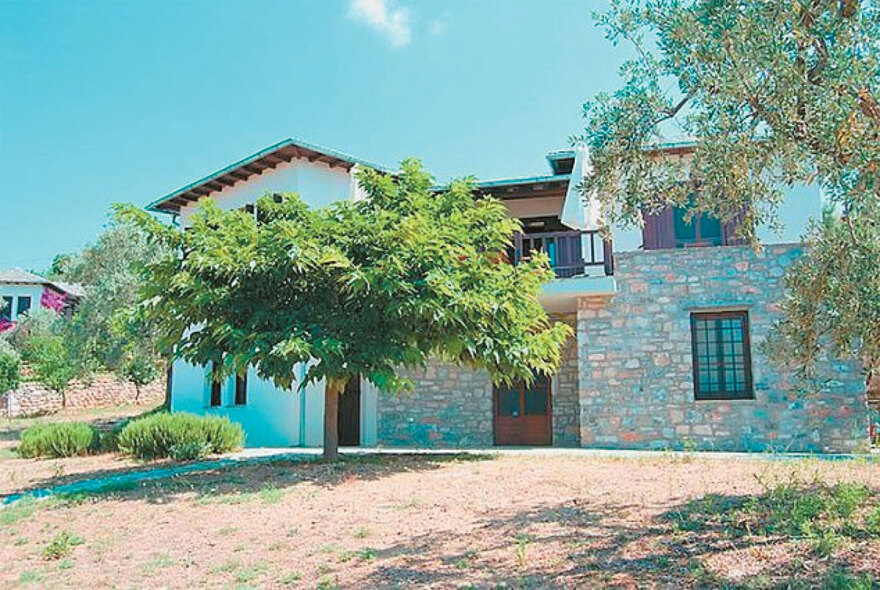 Μπόρις Τζόνσον: Για έκτη χρονιά στη χώρα μας - Το ελληνικό καλοκαίρι του Βρετανού πρώην πρωθυπουργού