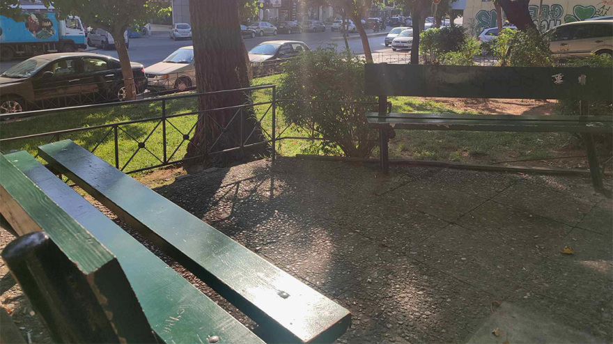 Πυροβολισμοί έξω από σχολείο στην Πανόρμου - Τραυματίστηκαν δύο νεαρά άτομα