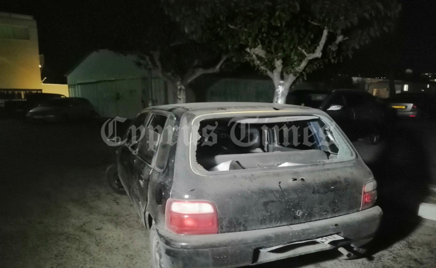 Σοβαρά επεισόδια στην Κύπρο: Πετροπόλεμος από αλλοδαπούς - Στους δρόμους με φτυάρια και μαχαίρια Ελληνοκύπριοι