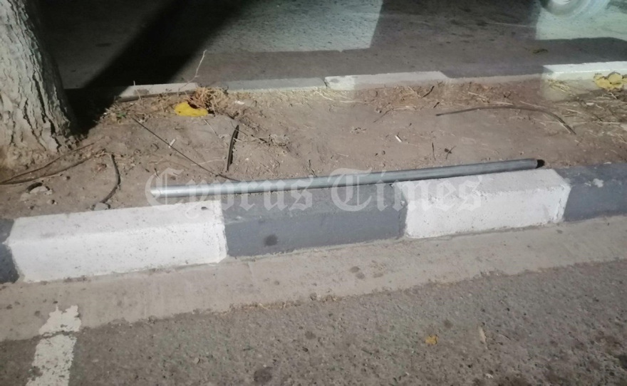 Σοβαρά επεισόδια στην Κύπρο: Πετροπόλεμος από αλλοδαπούς - Στους δρόμους με φτυάρια και μαχαίρια Ελληνοκύπριοι