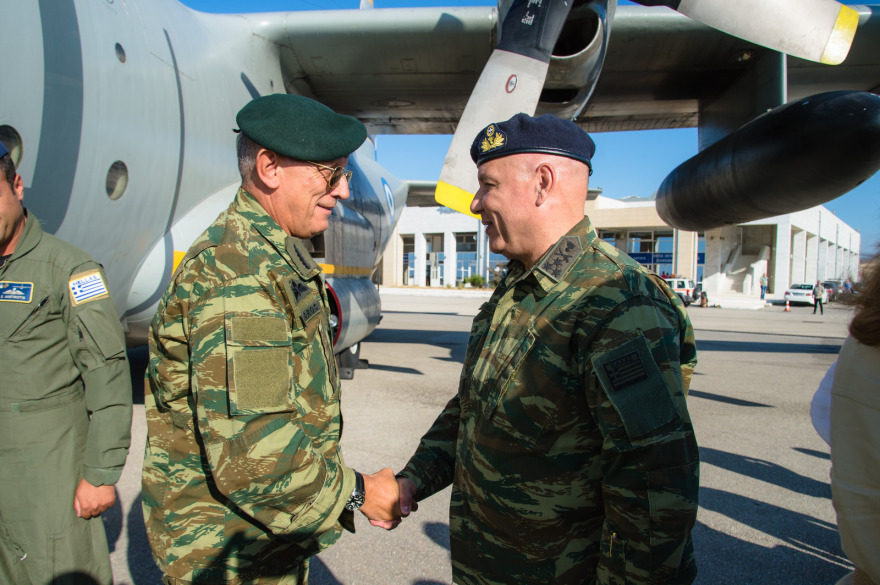 Επίσκεψη Φλώρου στον Έβρο για πυρκαγιές και μεταναστευτικό - Σε επιφυλακή το Δ' Σώμα Στρατού