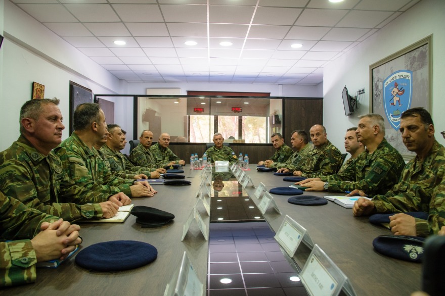 Επίσκεψη Φλώρου στον Έβρο για πυρκαγιές και μεταναστευτικό - Σε επιφυλακή το Δ' Σώμα Στρατού