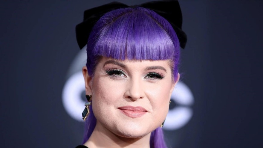 12 διάσημες οικογένειες που έβγαλαν τα οικογενειακά τους στη φόρα και έγιναν πρωτοσέλιδο