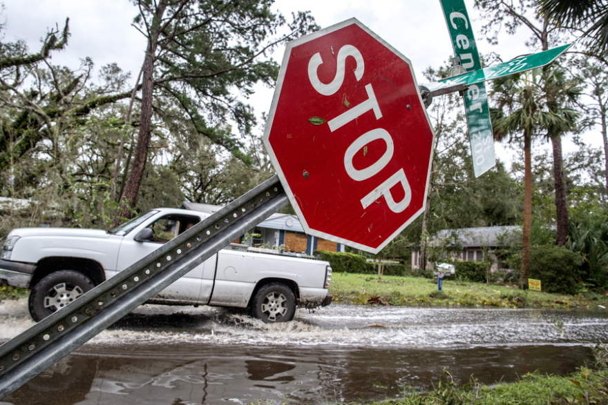 ΗΠΑ: Σάρωσε στο πέρασμά του την Φλόριντα ο τυφώνας Ιντάλια, σε συναγερμό και η Τζόρτζια - Δείτε βίντεο και φωτογραφίες