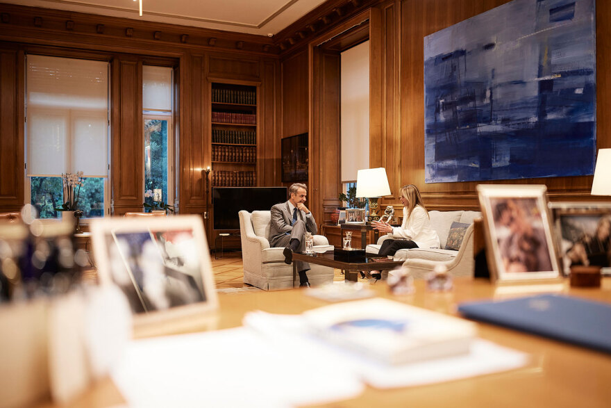 Συνάντηση Μητσοτάκη - Μελόνι: Συμφωνία για ενίσχυση της ενεργειακής συνεργασίας - Τι είπαν για μεταναστευτικό