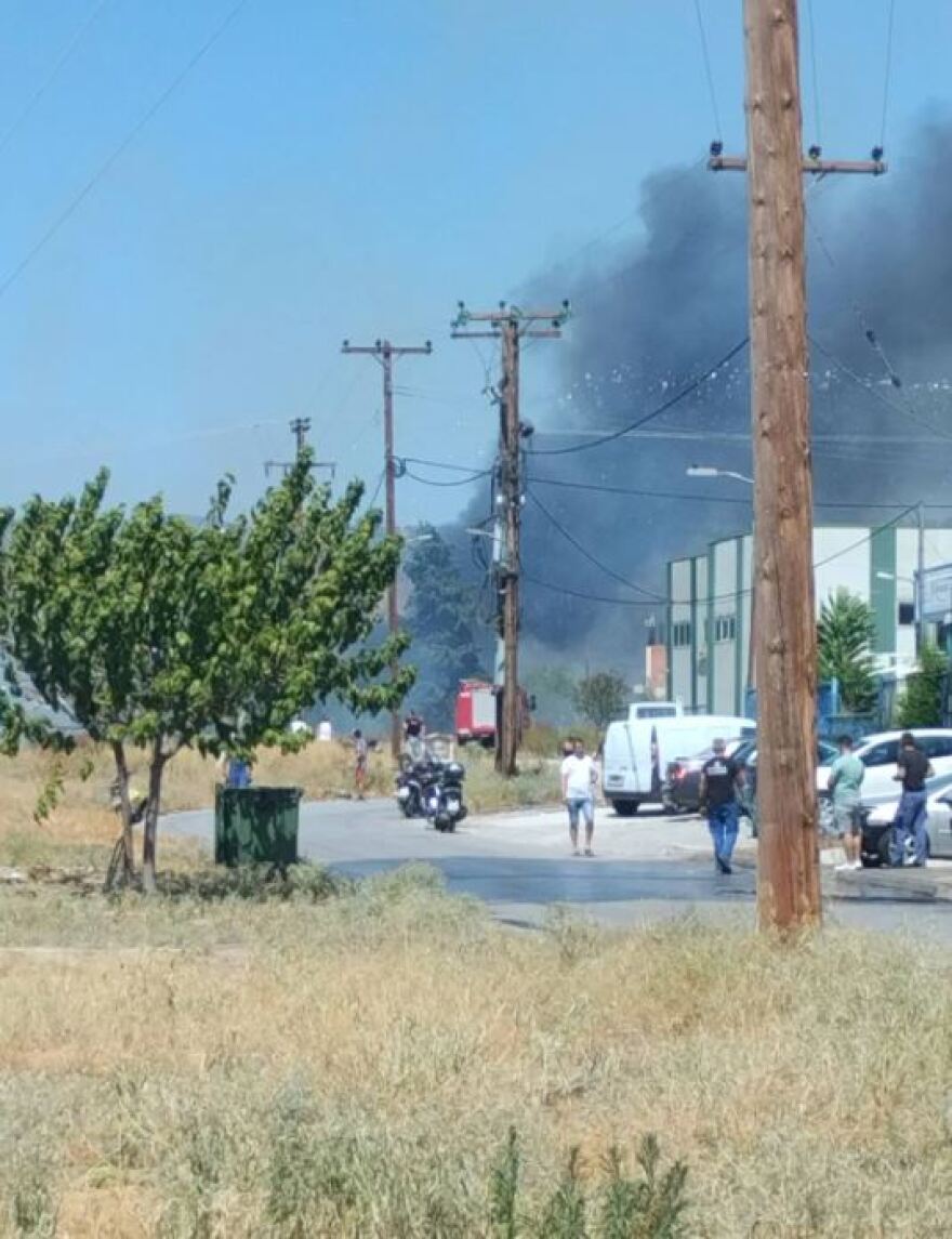 Φωτιά στη Μαγνησία: Μήνυμα από το 112 στην περιοχή Άσπρες Πεταλούδες - Δείτε φωτογραφίες