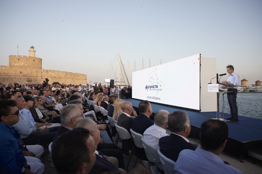 Ο Μητσοτάκης στην παρουσίαση του ψηφοδελτίου του Χατζημάρκου: Άφησε το αποτύπωμά του σε όλο το νότιο Αιγαίο