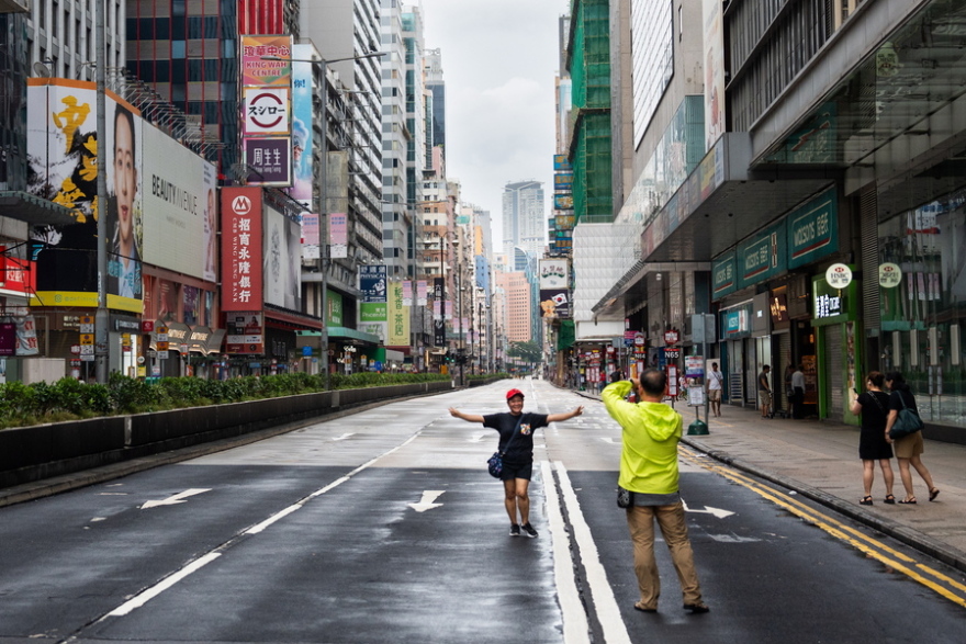Κίνα: Συναγερμός σε Χονγκ Κονγκ και Σεντζέν για τον «σούπερ τυφώνα» Σάολα 
