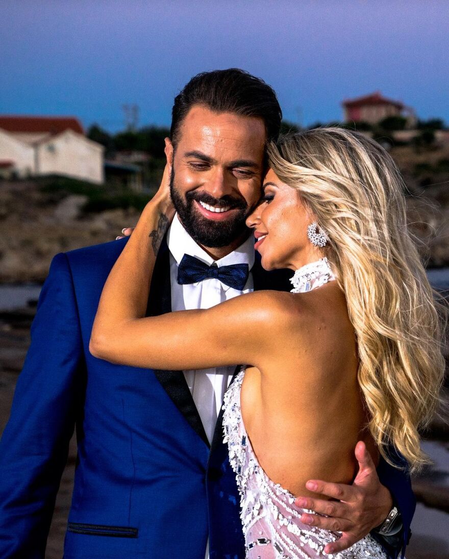 Ηλίας Βρεττός - Αναστασία Δεληγιάννη: Πρώτη επέτειος για το ζευγάρι - Οι αδημοσίευτες φωτογραφίες από τον γάμο τους