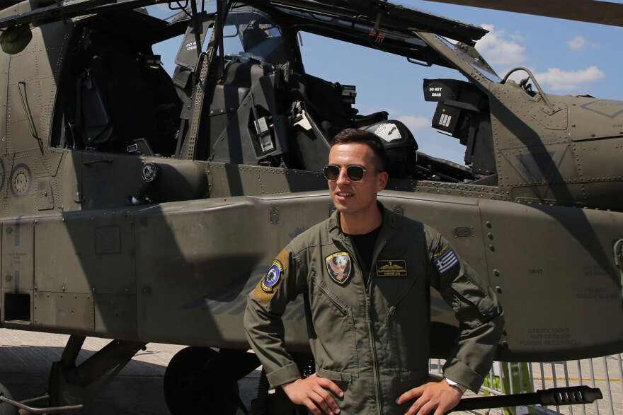 Athens Flying Week: Μοναδικό υπερθέαμα για 11η χρονιά στην Τανάγρα - Δείτε βίντεο και φωτογραφίες