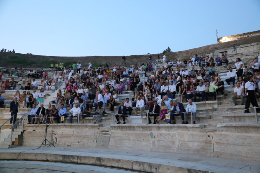 Λάρισα: Το Αρχαίο Θέατρο υποδέχθηκε το κοινό μετά από 22 και πλέον αιώνες - Δείτε φωτογραφίες