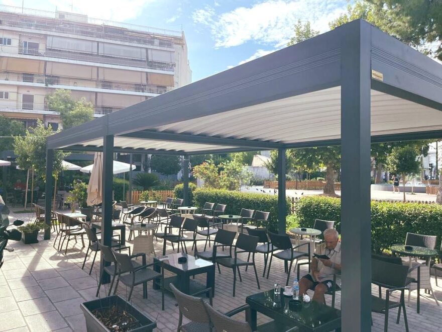 Γιάννης Μώραλης: Στα Καμίνια ο δήμαρχος Πειραιά - Δείτε φωτογραφίες