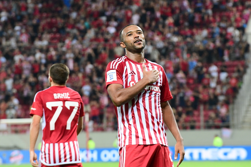 Stoiximan Super League 1, Ολυμπιακός - Λαμία 4-0: Ασταμάτητος και μόνος πρώτος! 