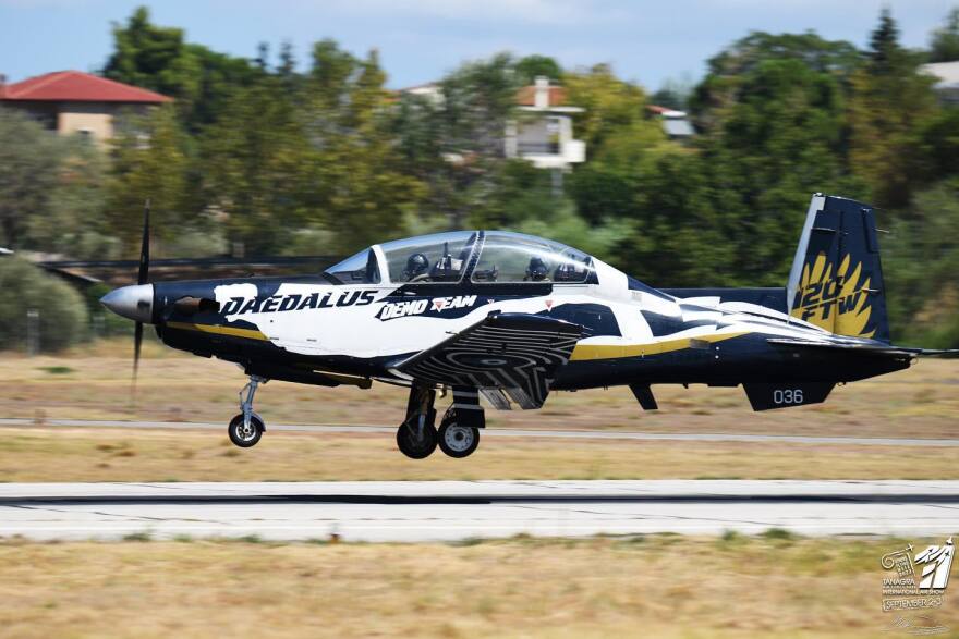 11η Athens Flying Week: Εντυπωσίασαν τα αμερικανικά F-35, τα γαλλικά Rafale και τα ελληνικά F-16 - Βίντεο και φωτογραφίες