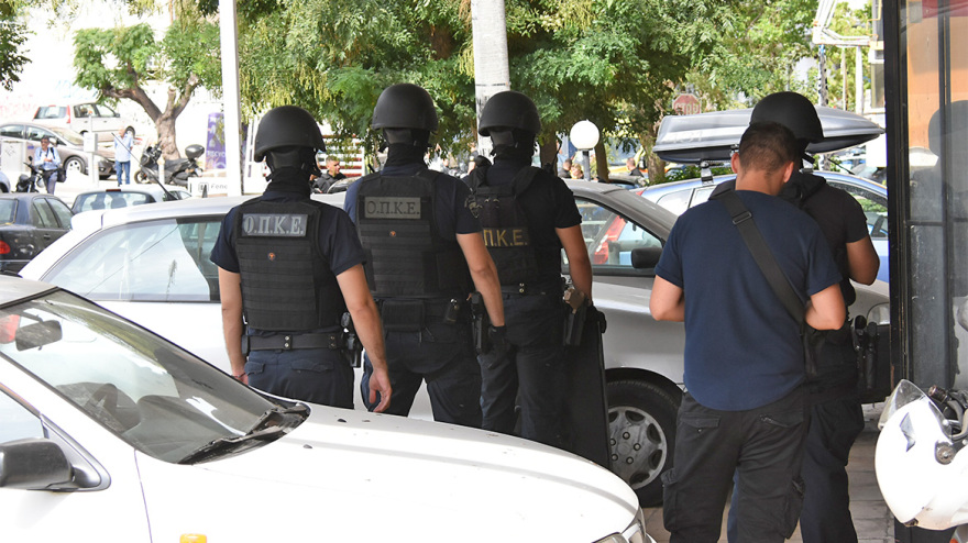 Νέος Κόσμος: Έληξε το θρίλερ με τον άνδρα που ταμπουρώθηκε στο σπίτι του