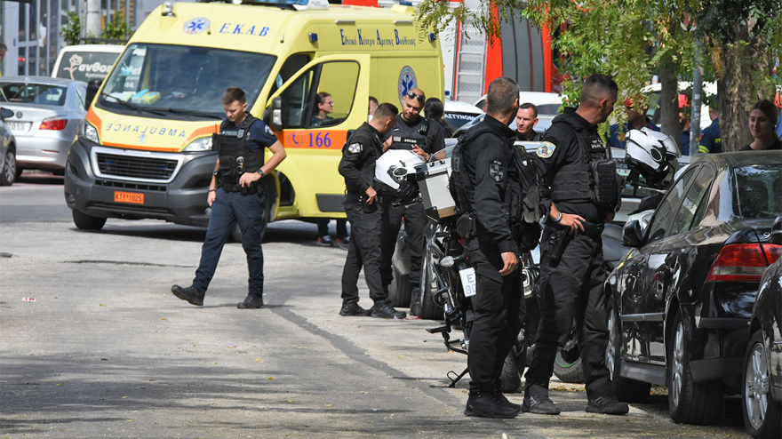 Νέος Κόσμος: Έληξε το θρίλερ με τον άνδρα που ταμπουρώθηκε στο σπίτι του