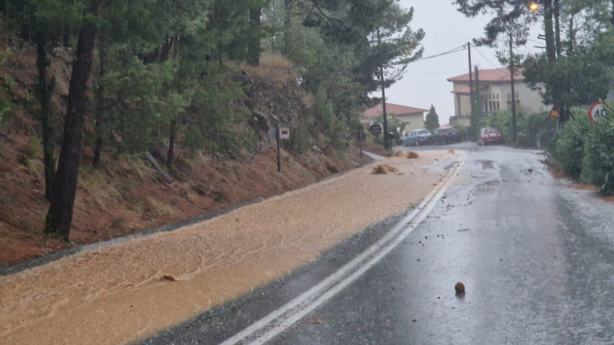 Πιθανώς η μεγαλύτερη νεροποντή που είχαμε ποτέ στην Ελλάδα, είπαν οι μετεωρολόγοι στον Μητσοτάκη