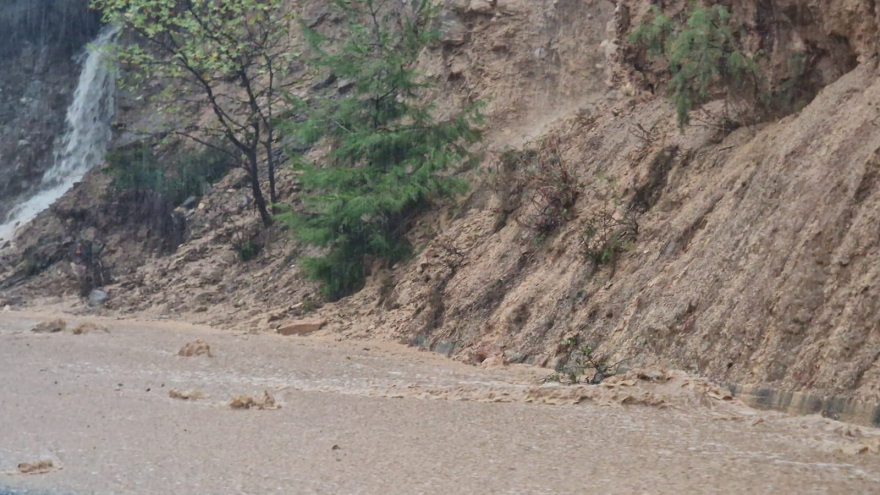 Πιθανώς η μεγαλύτερη νεροποντή που είχαμε ποτέ στην Ελλάδα, είπαν οι μετεωρολόγοι στον Μητσοτάκη