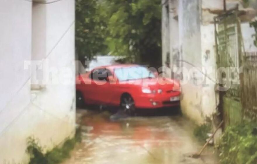 Κακοκαιρία Daniel - Πήλιο: Σπίτια έχουν πέσει σε ρέμα - Κάτοικοι σκαρφάλωσαν μέχρι και σε... δέντρα για να γλιτώσουν 