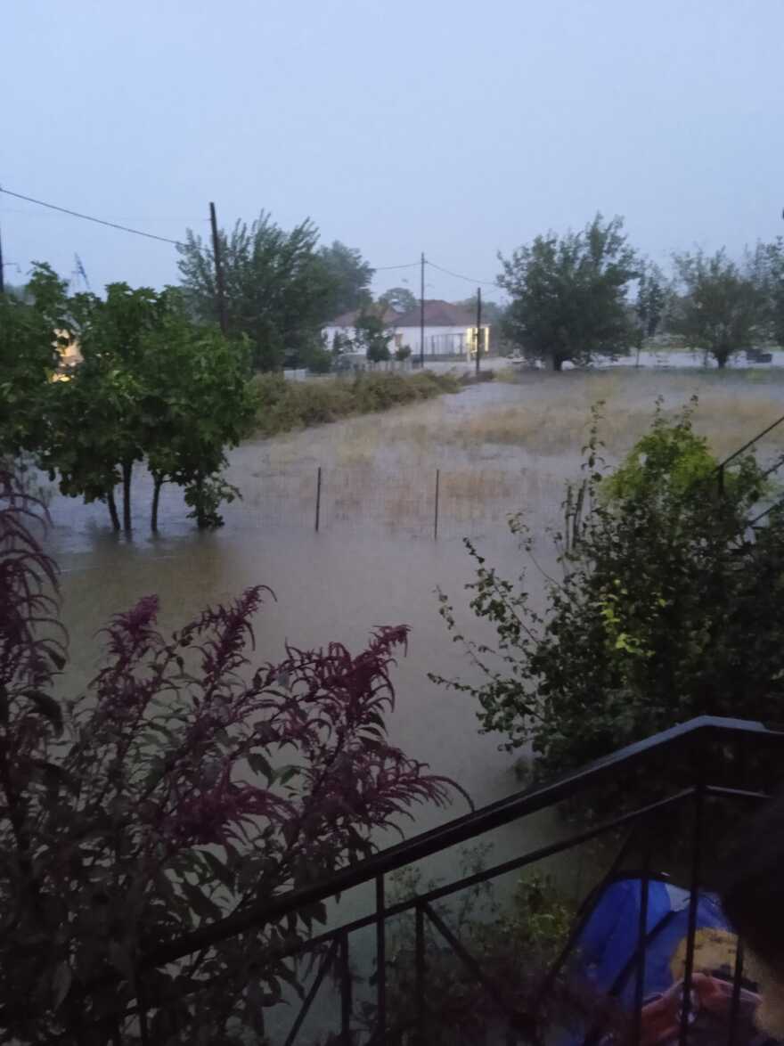 Κακοκαιρία Daniel: Σαρώνει Καρδίτσα, Φθιώτιδα, Πελοπόννησο, Εύβοια - Εκκενώνονται χωριά