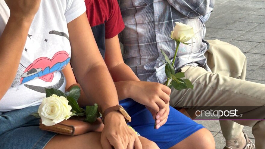 Ηράκλειο: Με καθυστέρηση περίπου έξι ωρών απέπλευσε το Blue Horizon λόγω διαμαρτυρίας για το θάνατο του 36χρονου