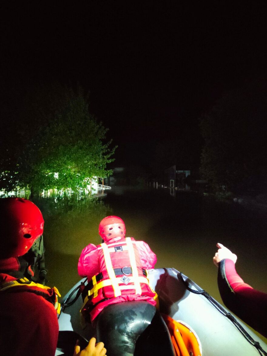 Κακοκαιρία Daniel: «Βιβλική καταστροφή. Βγάζαμε τις γιαγιάδες από τα παράθυρα» - Τι λένε διασώστες