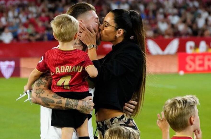 Σέρχιο Ράμος: Επέστρεψε μετά από 18 χρόνια με δάκρυα στα μάτια στη Σεβίλλη - Βίντεο και φωτογραφίες