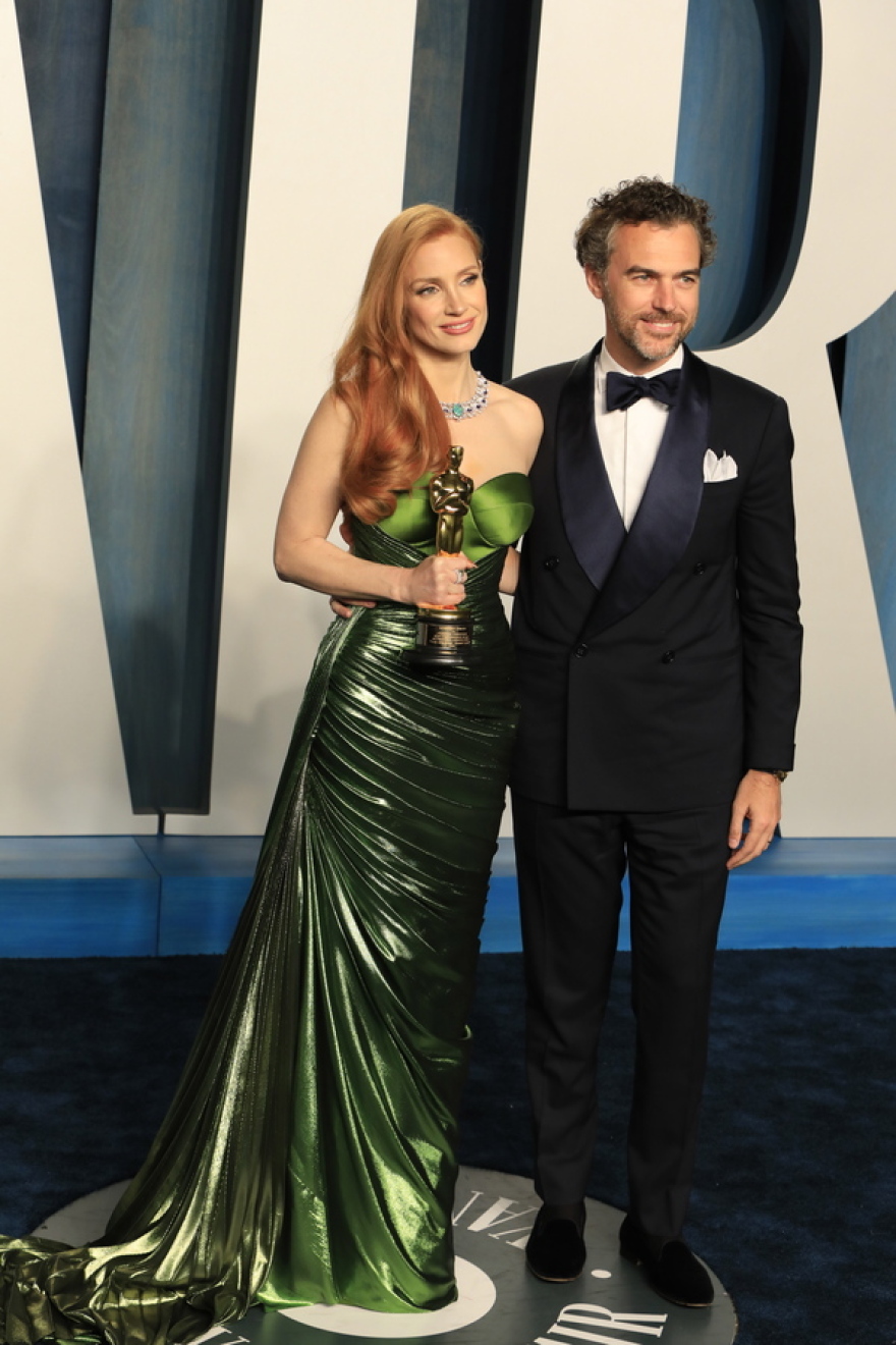 Τα πιο ιδιωτικά διάσημα ζευγάρια: Από τον Τομ Χόλαντ και τη Ζεντάγια στον Κρις Μάρτιν και τη Ντακότα Τζόνσον