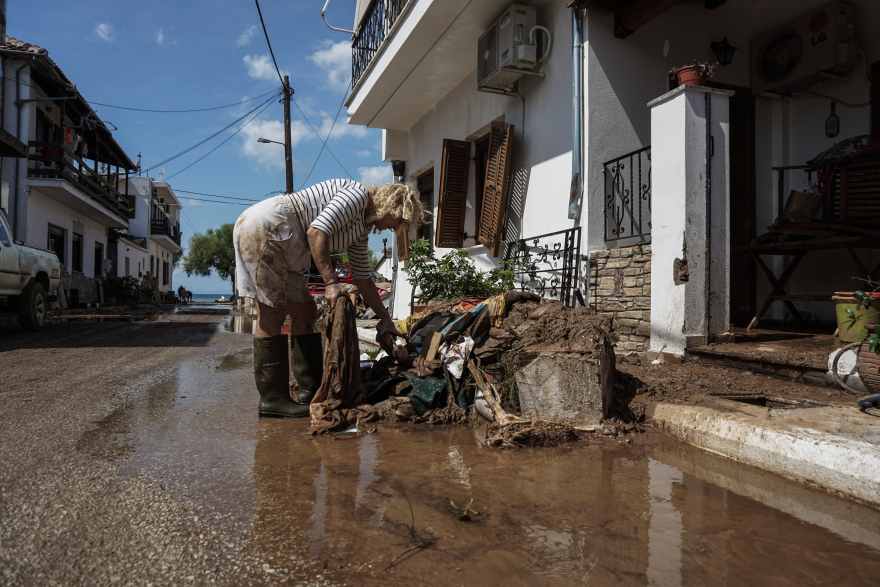 Κακοκαιρία Daniel: Κατακερματισμένο το οδικό δίκτυο στο Πήλιο - Καθηλωμένοι τουρίστες στην Πορταριά